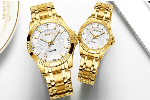 Diamond gold business couple watch