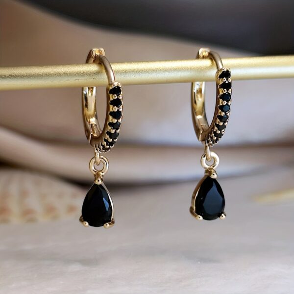 JW940 Elegant Earrings - Image 9