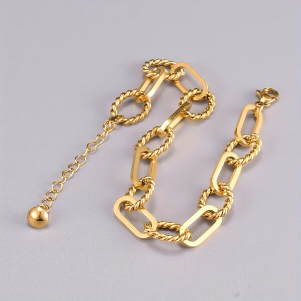 JW945 Gold Elegant Chain Bracelet - Image 3