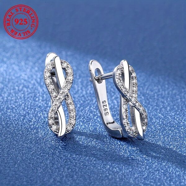 JW964 Hoop Earrings