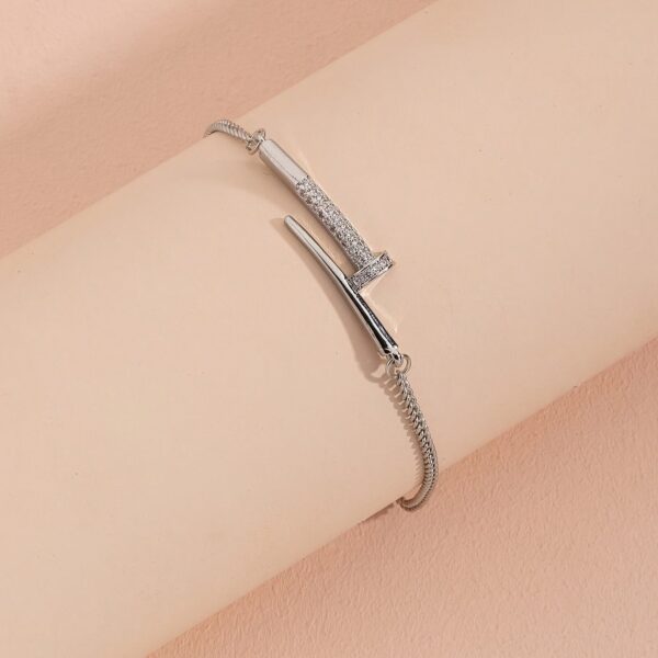 JW942 Hand Chain Bracelet - Image 8