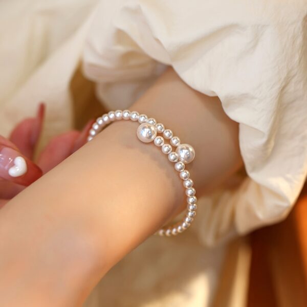 JW946 White Pearl Bracelet - Image 2