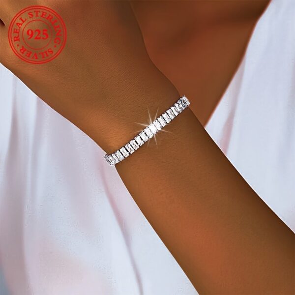 JW943 Elegant Bracelet - Image 9