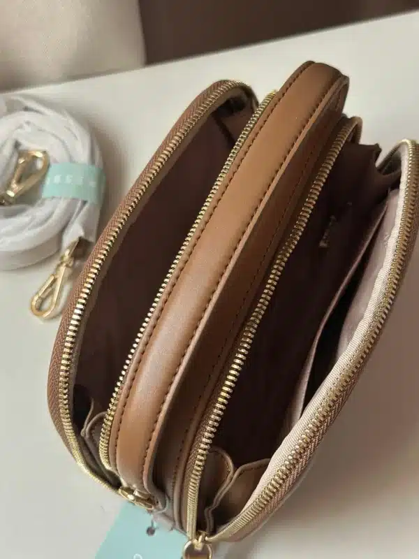 CB016- CHRISBELLA BAGS SLING - Image 4